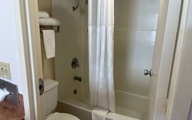 Motel 6 Pocatello, ID