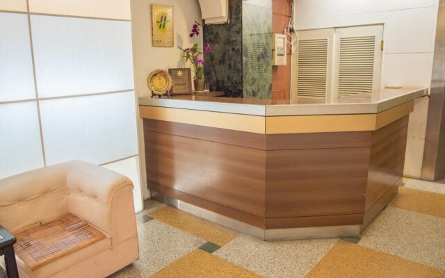 Hau Gung Hotel