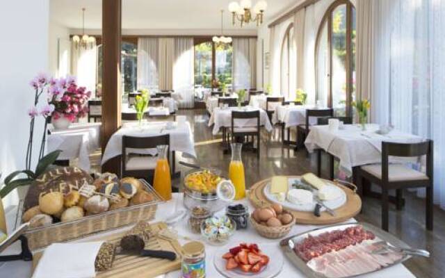 Albergo Garni Elena