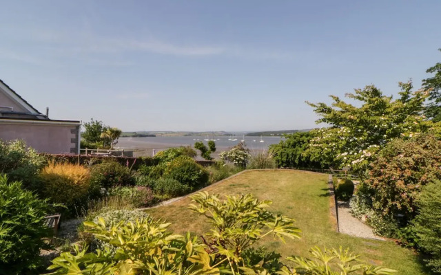 Riverview @ 1 Brunel View