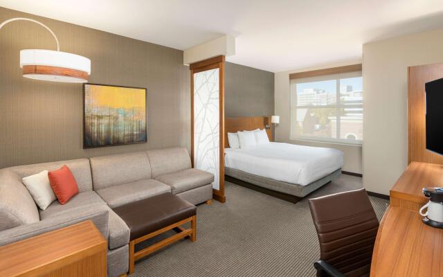 Hyatt Place Greenville Downtown