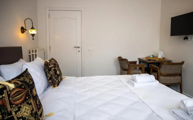 Guzy hotel