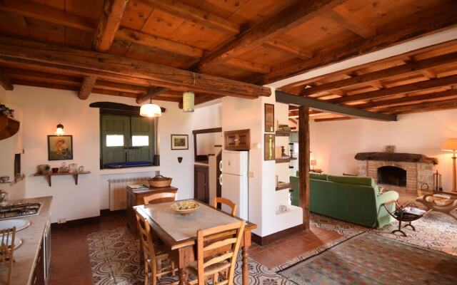 Cozy Holiday Home in Collesano With Pool