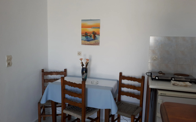 Paradisos Oia