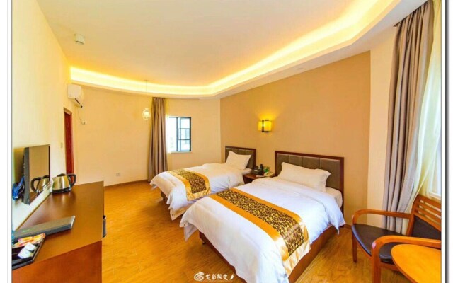 Yi Jing Lin Feng Hot Spring Hotel