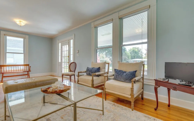 Pensacola Paradise: Furnished Deck & Gas Grill!