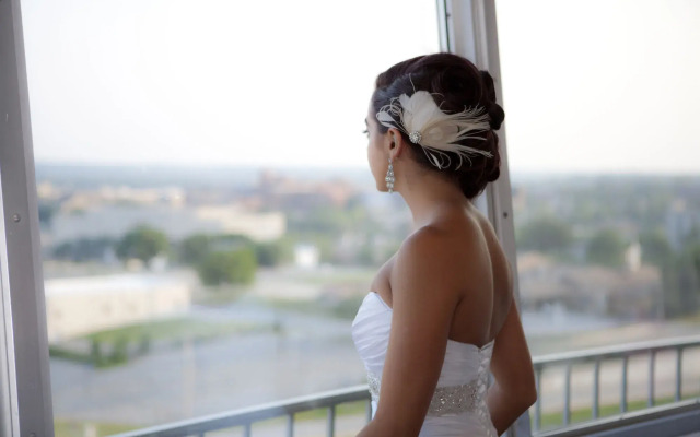 Holiday Inn Downtown - Mercy Area by IHG