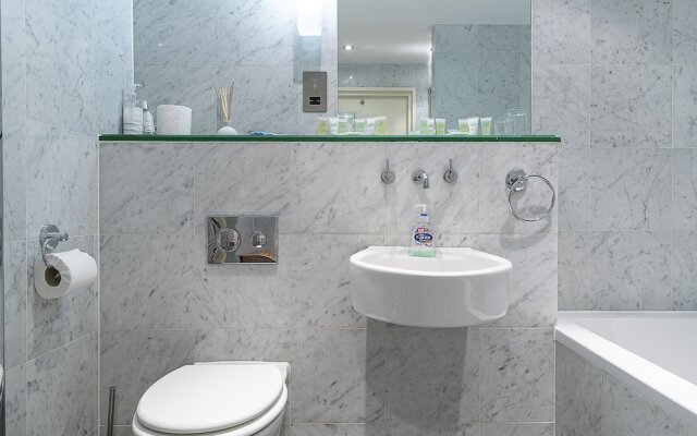 Charm 2BR South Kensington Flat Near Gloucester Rd