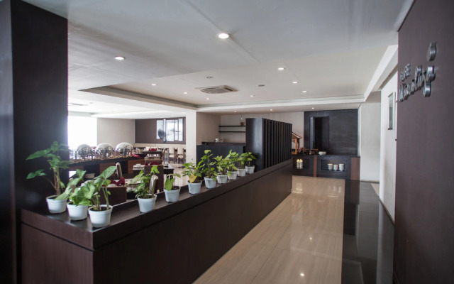 RedDoorz Premium Near Exit Toll Malang