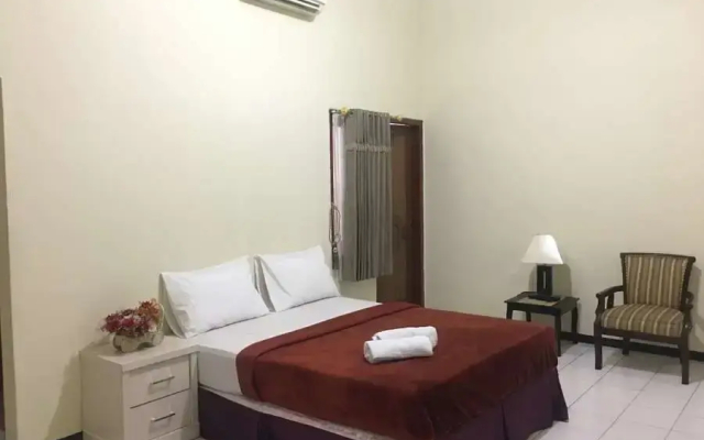 SMESA Edotel Syariah Surabaya RedPartner