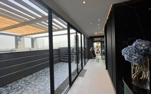 ARNI Skye Hotel