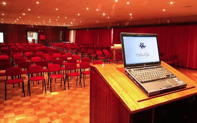 Axis Ofir Beach Resort Hotel
