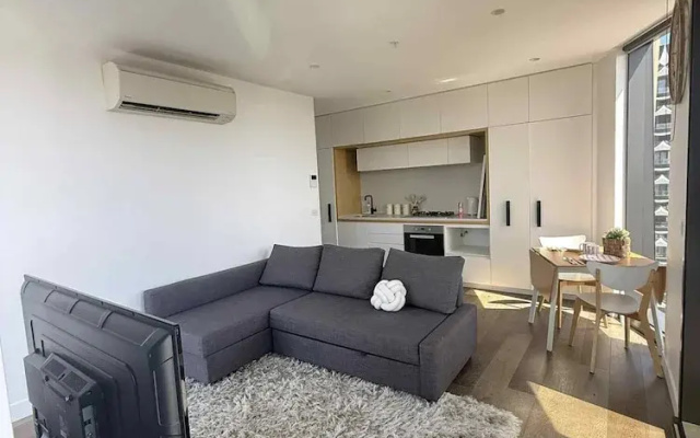 Cosy 2 Bedroom Apartment With Pool, gym and Sauna