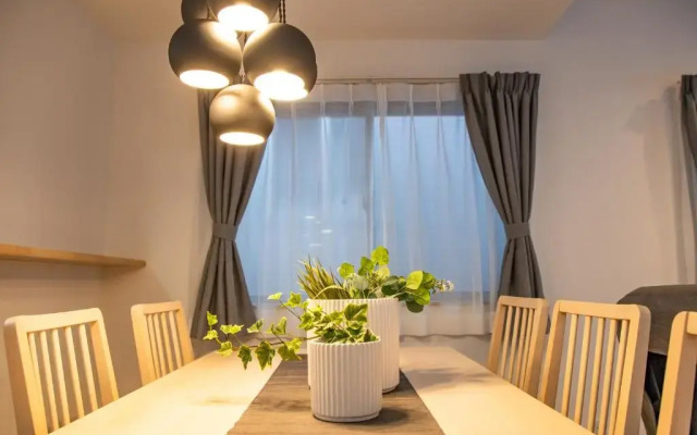Y's HOTEL KAMEARI