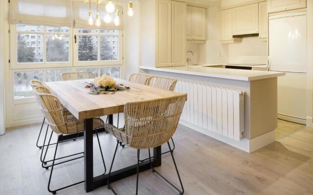 Val de Ruda Luxe 49 by FeelFree Rentals