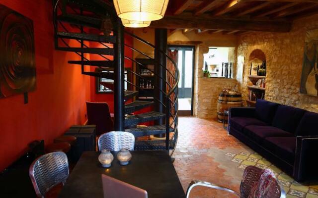 Barbary Lane House Rental Meursault