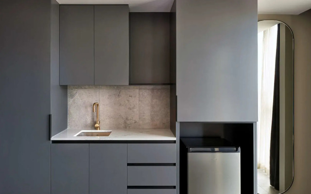 Melbourne City Apartment Hotel