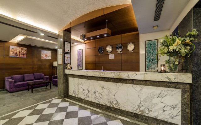 New Haven Hotel Greater Kailash by OYO