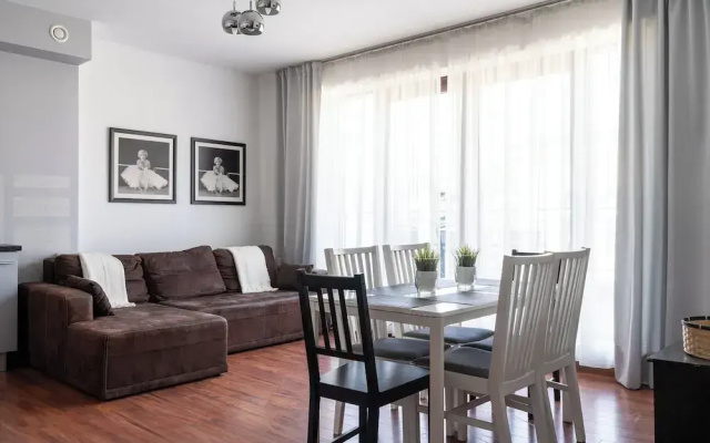 RentPlanet - Apartament Krawiecka