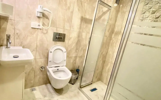 Grand Lara Hotel