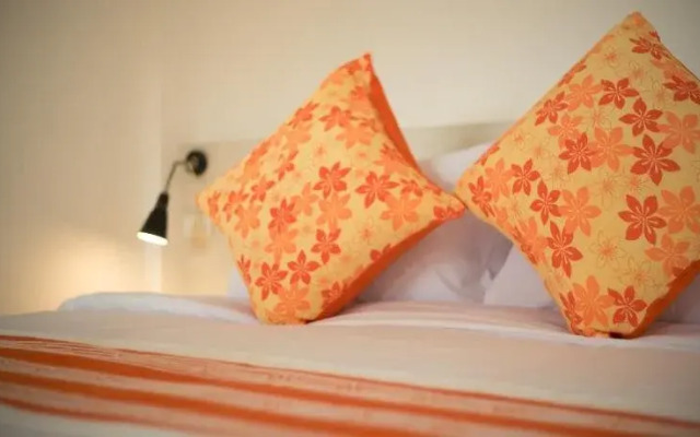 202 Hotel & Restaurant