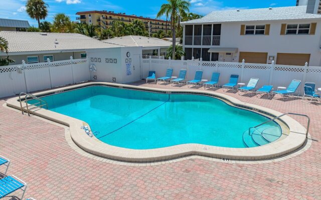 Crystal Sands - 803 by Beachside Management