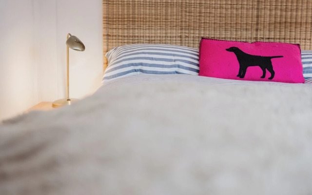 Stylish Retreat with Garden in Tetbury