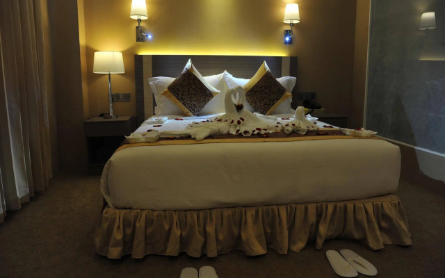 Hotel Hazel