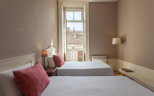 Being Porto Hostel