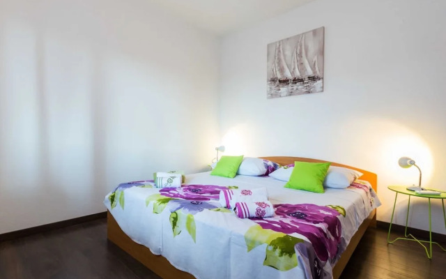 Spacious Zadar Apartments Near Beach