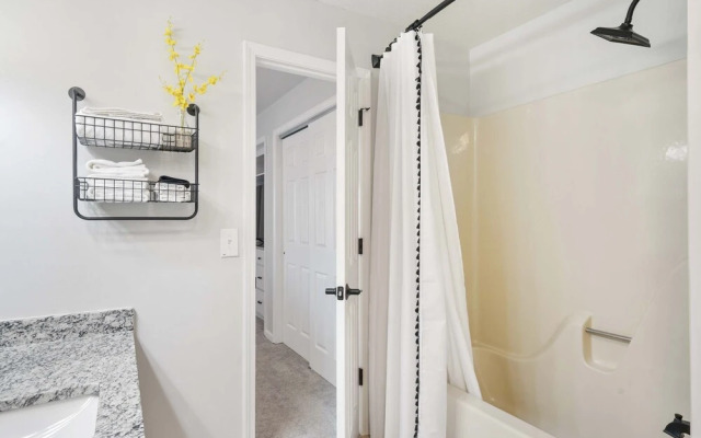 Royale Tee Retreat - Golf Dream