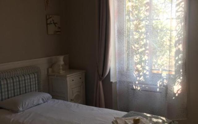 Appartement central des terres chaudes proche bord de mer