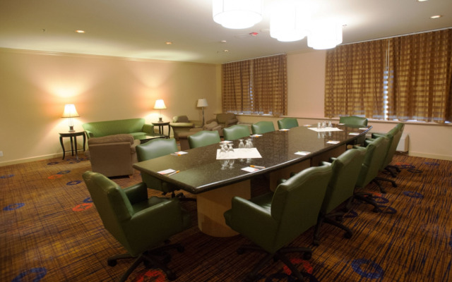 Courtyard by Marriott Baldwin Park