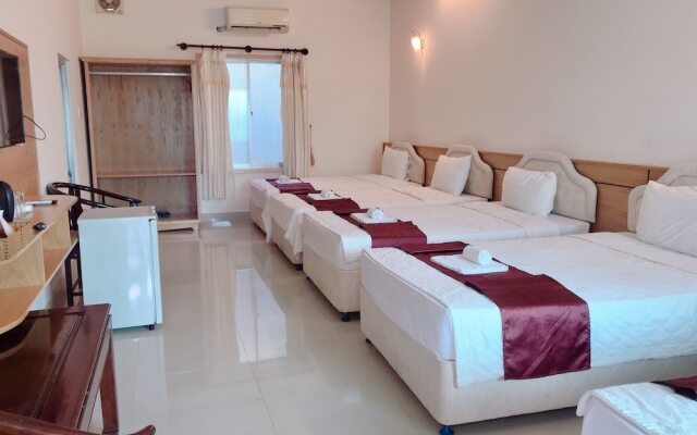 Kega Lighthouse Resort