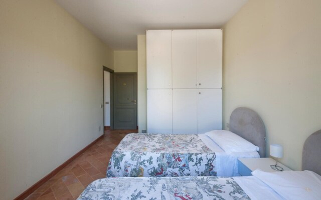Beautiful Apartment in Pesaro With Wifi and 4 Bedrooms