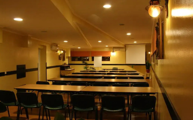 Hotel Ambassador