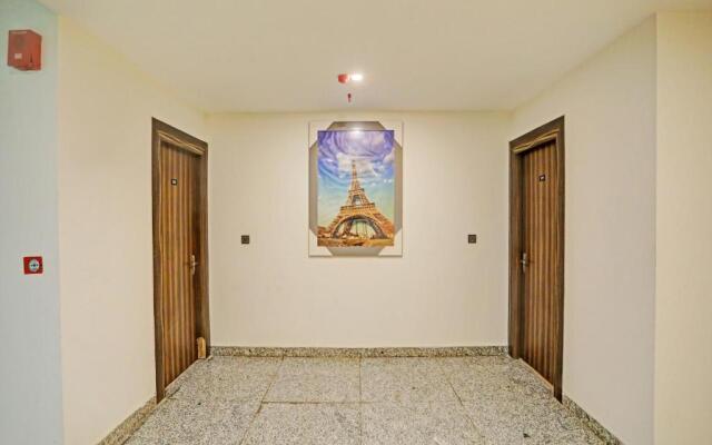 Hotel Noida Grand 58