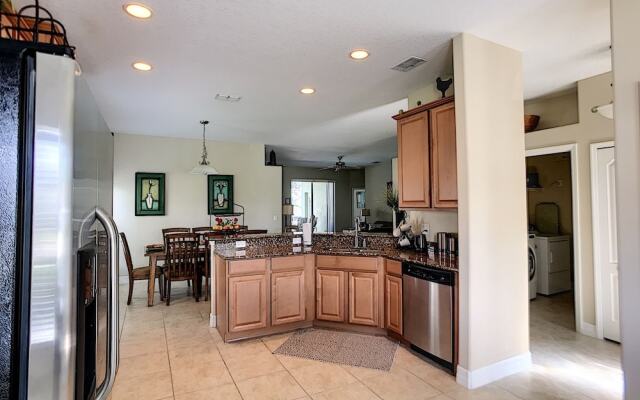 Trine Retreat by Florida Spirit