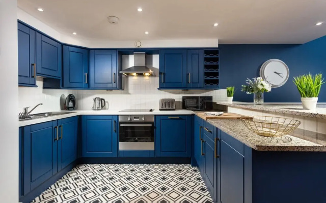 Plymouth City Centre Duplex Apartment