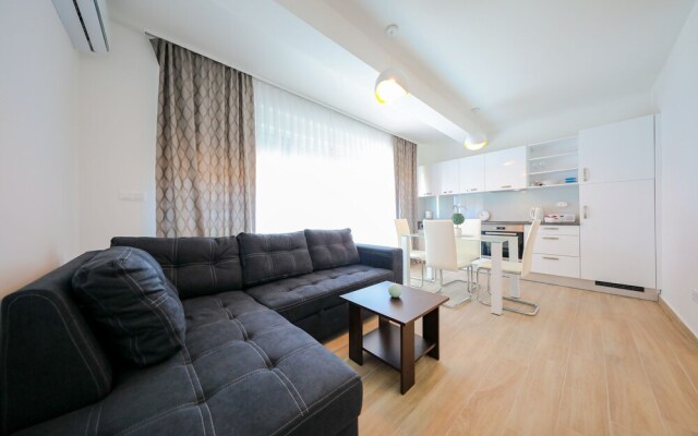 Sandy Beach Apartments