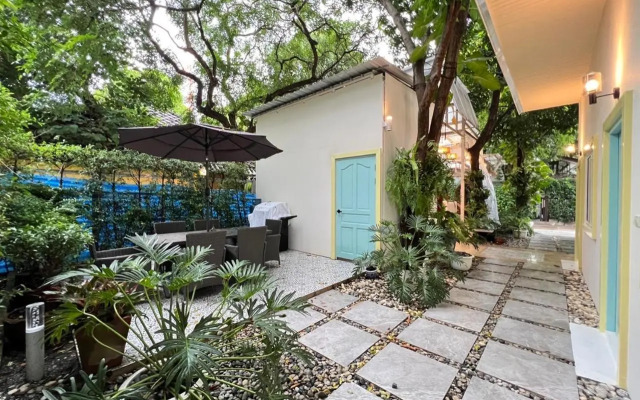 Warm White Hua Hin House