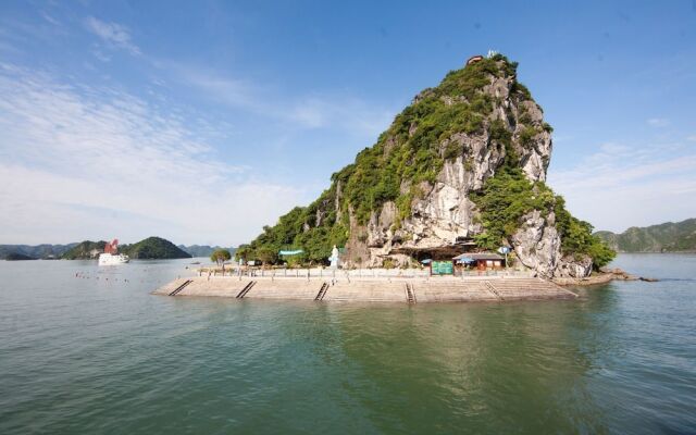 DTJ Hometel Ha Long