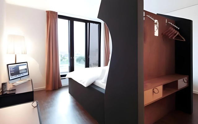 Numa Berlin Weinmeister