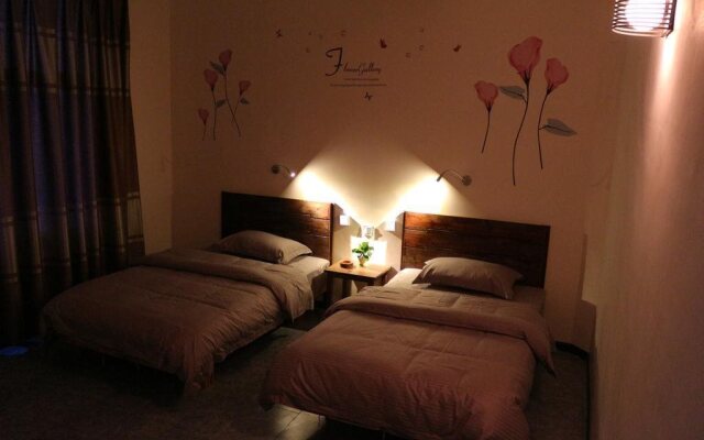 Wind's Whisper Inn Yuanyang
