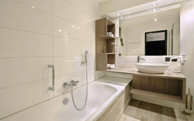 Van der Valk Hotel Nazareth - Gent