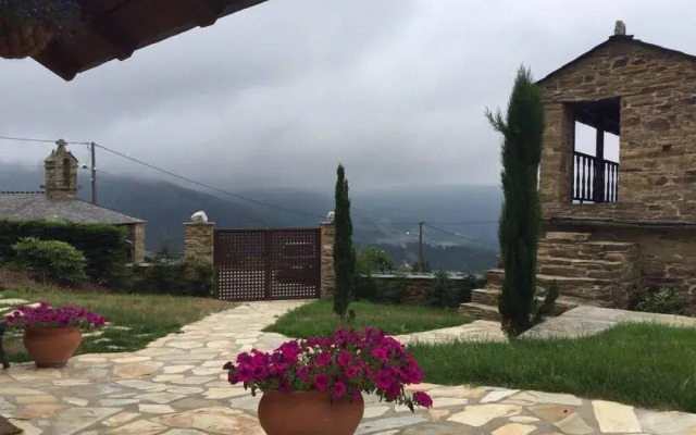 Complejo Rural Lar de Vies