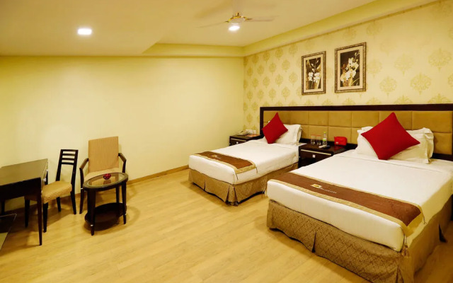 OYO 522 Hotel The Platinum