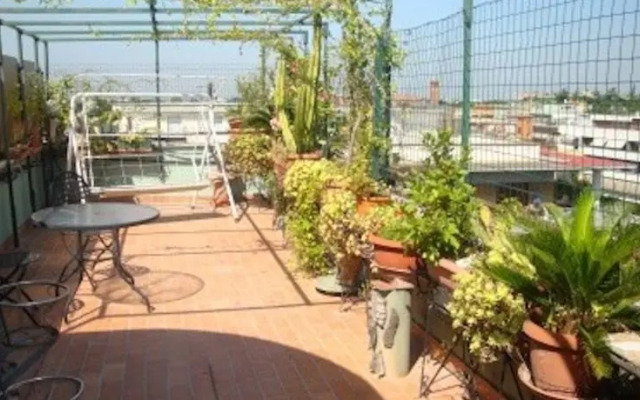 Rome apartment with terrace