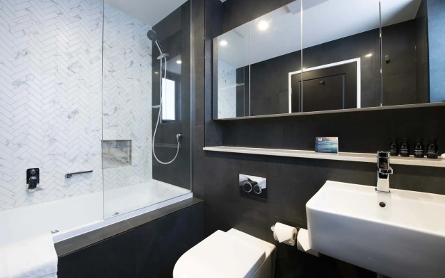 Gladius Hotel & Suites