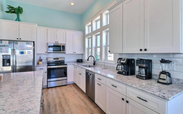 4057 - Fairways & Seaspray